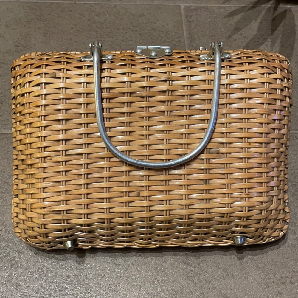 Vintage woven purse.